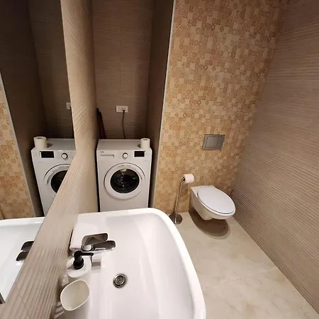 Grand First District In Apartment Bucharest